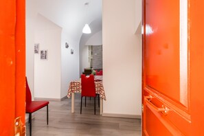 Apartment, 2 Schlafzimmer, Balkon, Stadtblick | Innenbereich