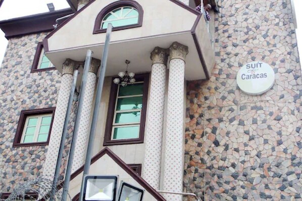 Room, 1 Bedroom, Accessible, Smoking | Exterior - Room-suite Las Caracas-yaba (Lagos)