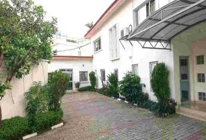 Habitación, 1 habitación, con acceso para personas discapacitadas, para fumadores | Exterior
