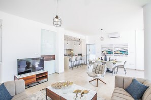 Villa, 3 Bedrooms, Smoking, Private Pool | Living area