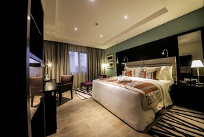 Room, 1 Bedroom, Accessible, Smoking | Room amenity