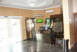 Habitació, 1 dormitori, accessible, fumadors | Vestíbul