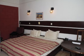 Room, 1 Bedroom, Accessible, Smoking - Room-whispering Palms Resort-guest Room (Lagos)