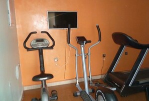 Zimmer, 1 Schlafzimmer, barrierefrei, Raucher | Fitnessbereich