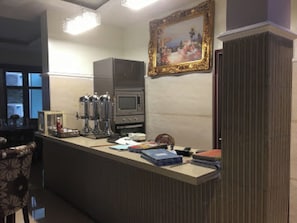 Habitación, 1 habitación, con acceso para personas discapacitadas, para fumadores | Restaurantes