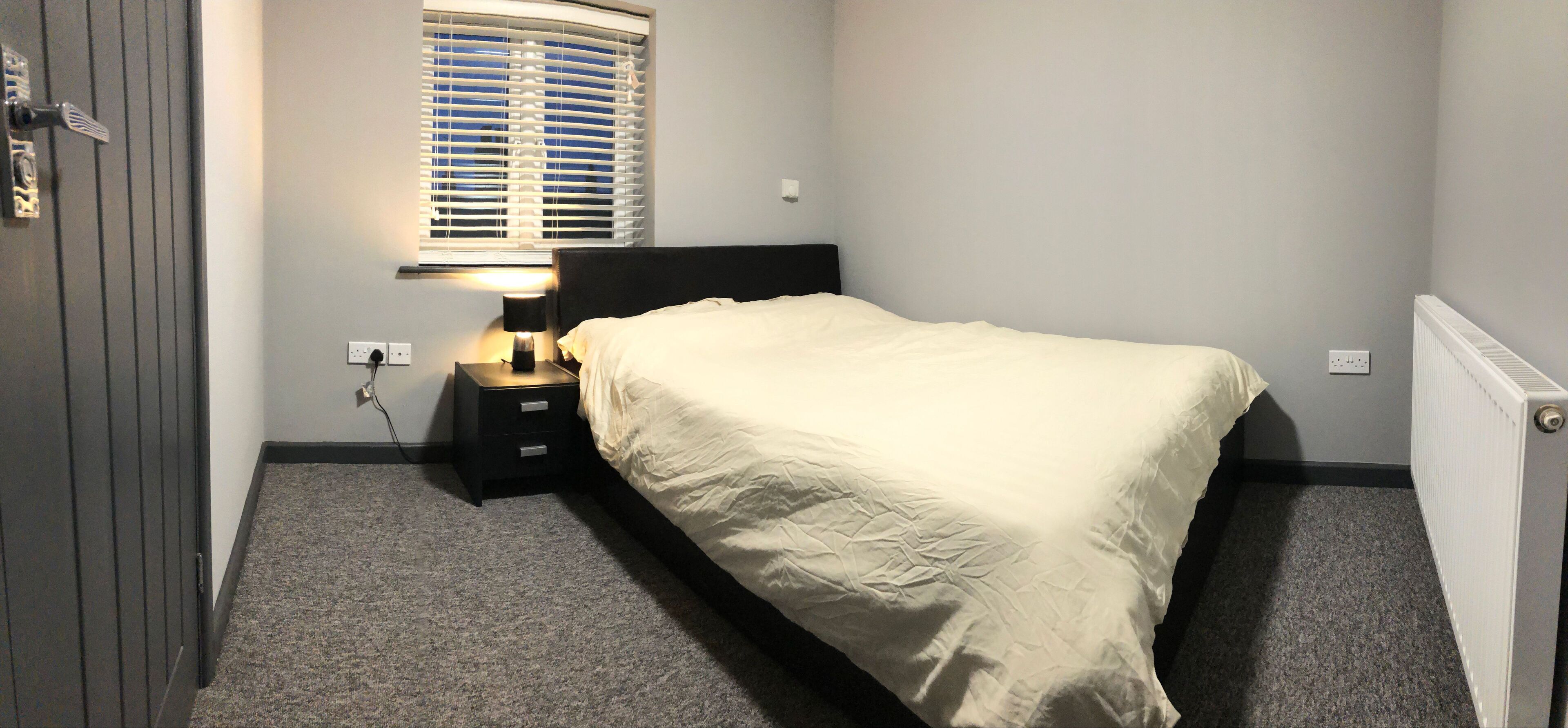 Room, 1 Bedroom | 1 bedroom, iron/ironing board, bed sheets