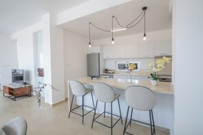 Villa, 3 Bedrooms, Smoking, Private Pool | Private kitchen