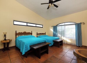WiFi, bed sheets - 3-bedroom house in serene Colima with cool AC in the bedrooms. (Colima)