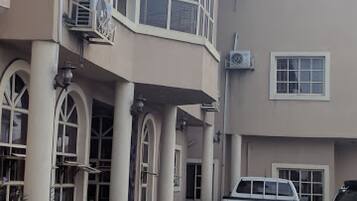 Room, 1 Bedroom, Accessible, Smoking | Front of property