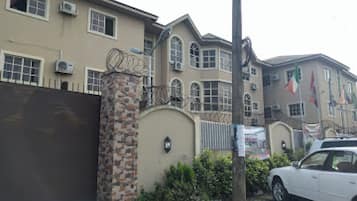 Room, 1 Bedroom, Accessible, Smoking | Property entrance