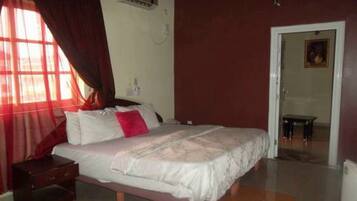 Room, 1 Bedroom, Accessible, Smoking | 1 bedroom