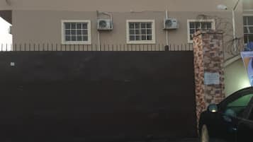 Room, 1 Bedroom, Accessible, Smoking | Property entrance