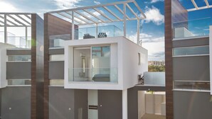 Exterior - Villa Prol24,brand New 2bdr Protaras Villa With Pool,close to Fig Tree Bay Beach (Paralimni)