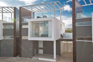 Villa, 2 Bedrooms, Smoking, Private Pool | Exterior