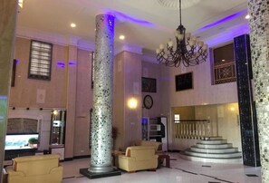 Lobby - Room-cynergy Suites Royale - Standard (Lagos)