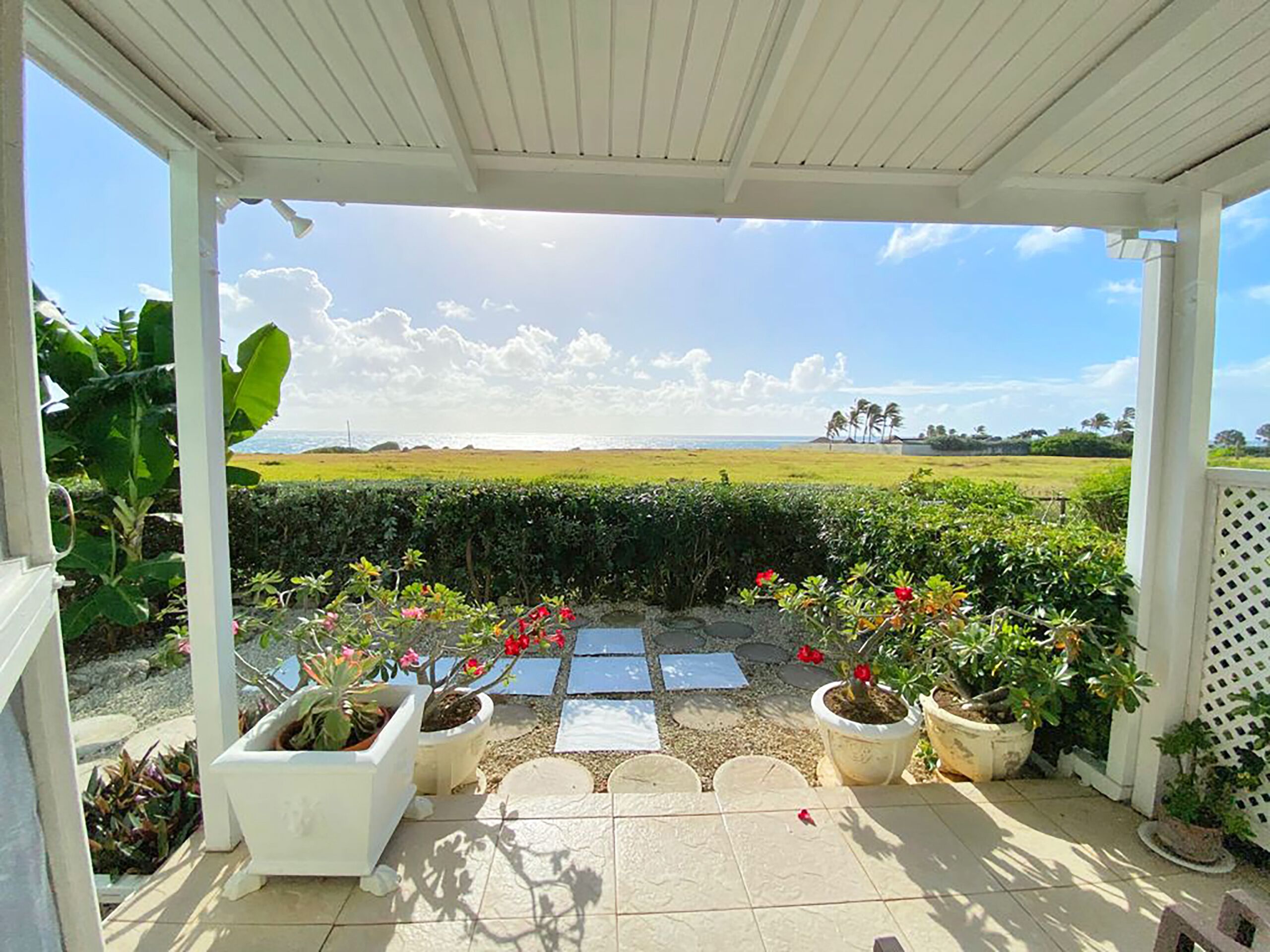 Casa, 1 habitación, patio, vista al océano | Exterior