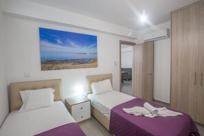 4 bedrooms, iron/ironing board, free WiFi, bed sheets