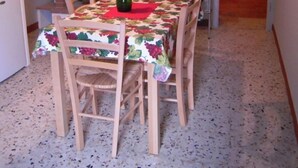 House, 2 Bedrooms, Balcony, Garden View | Interior - House, Villa - Polveraia, Scansano, Grosseto (Scansano)
