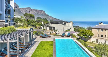 Camps Bay Luxury Studio Apartment - The Crystal