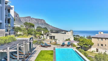 Apartment, 1 Schlafzimmer, Balkon, Meerblick | Pool | Außenpool