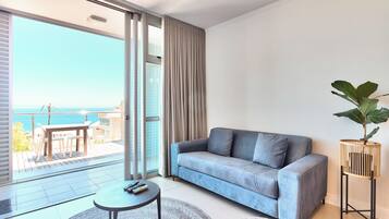 Apartment, 1 Bedroom, Balcony, Ocean View | Living room