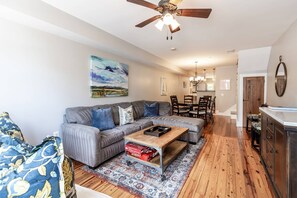 Smart TV, fireplace, offices