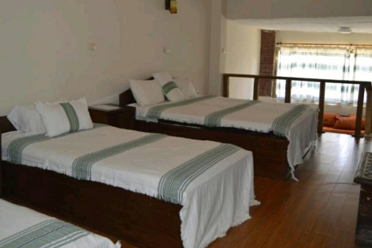 Dreibettzimmer