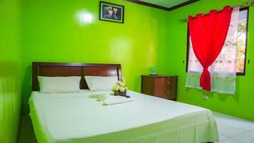 Desk, rollaway beds, free WiFi, bed sheets