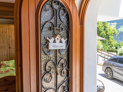 Gemütliche Wohnung mit Skiaufbewahrung