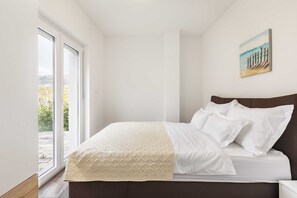 Apartment (Comfort Two Bedroom Apartment with Ba)
