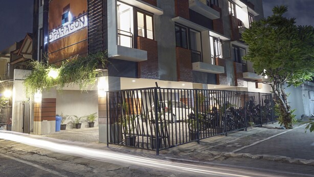 A multi-story building with a sign reading "PARAGON." - Dparagon Kemuning - Campus Accommodation (Depok)