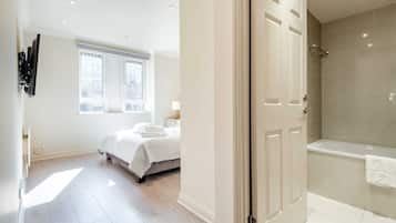 3 habitaciones, decoración personalizada y muebles diferentes