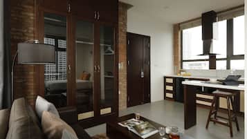 Panoramic Apartment | Private kitchen | Fridge, microwave, electric kettle, rice cooker