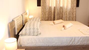 4 bedrooms, iron/ironing board, travel crib, WiFi