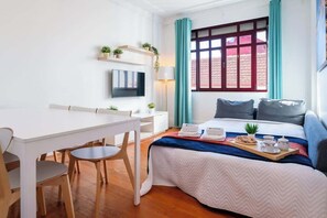 3 quartos, ferros/tábuas de passar roupa, berço de viagem, Wi-Fi