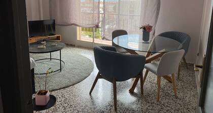 Bright apartment in the traditional neighborhood of El Palo