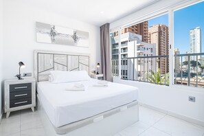 2 chambres, fer et planche Ă repasser, Wi-Fi gratuit, draps fournis