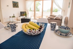 Dining - 1-bed Large Apartment in Tivat Swiming Pool (Tivat)