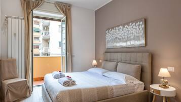 2 bedrooms, desk, iron/ironing board, free WiFi