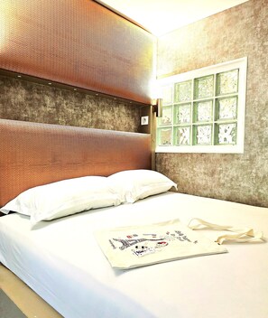 1 slaapkamer, een strijkplank/strijkijzer, reisbedje, wifi