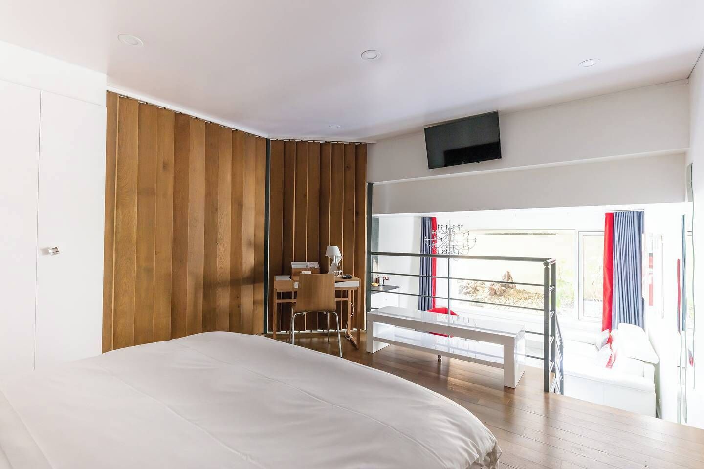 1 bedroom, iron/ironing board, travel crib, WiFi