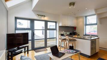 Tv, tv-spel och en stereo