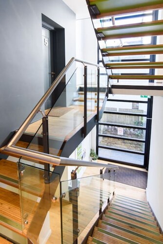 The Loft | Trendy Top Floor 1 Bed | Oakfield Apts