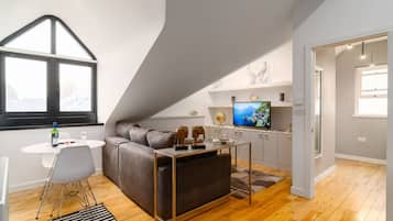 TV, stereo