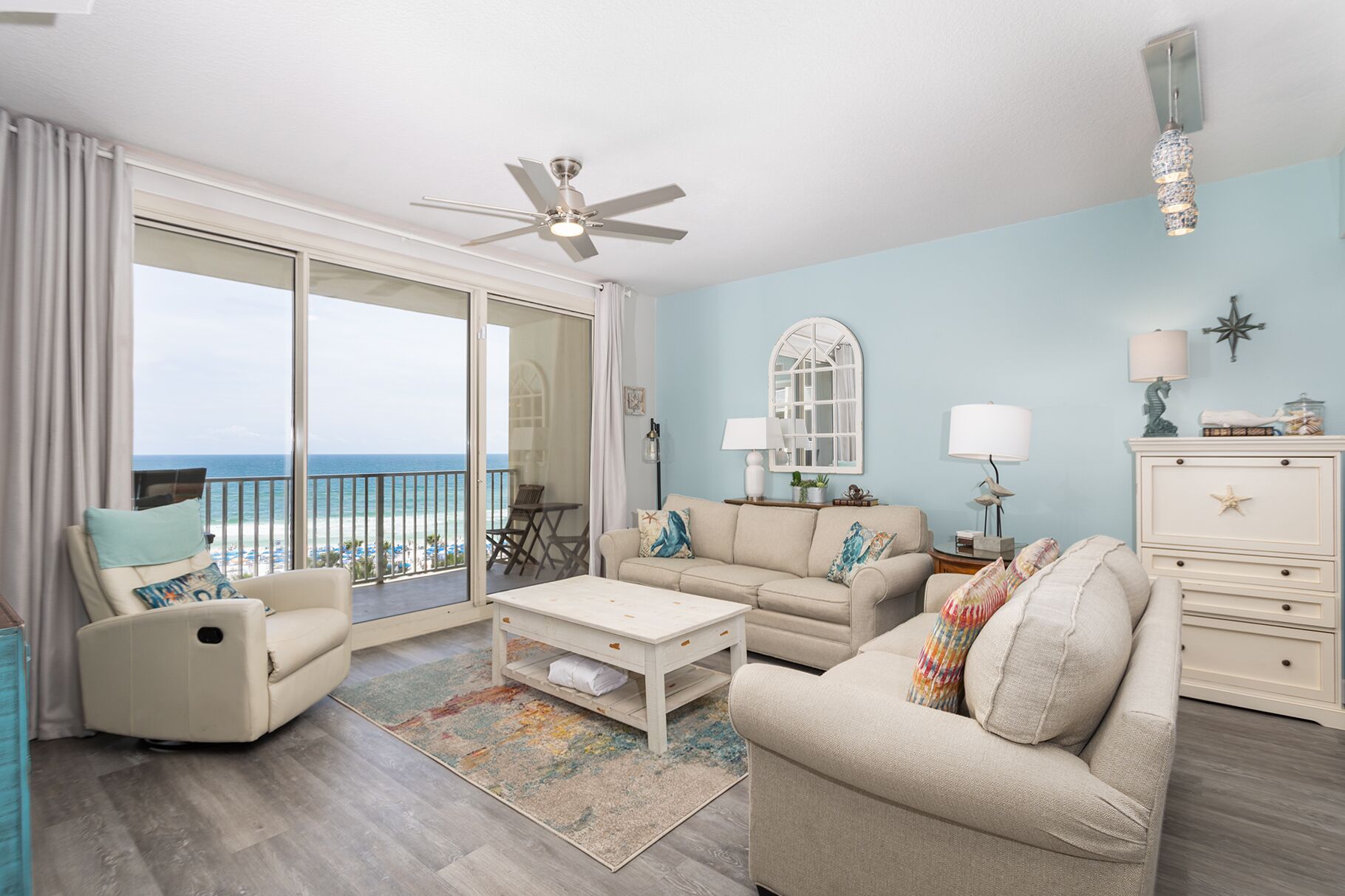 2 Bedroom in Shores of Panama ~ Gorgeous View and New Décor!