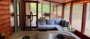 Romantic Cabin w/ Hot Tub Near Carbondale