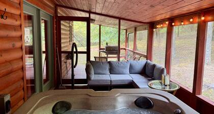 Romantic Cabin w/ Hot Tub Near Carbondale