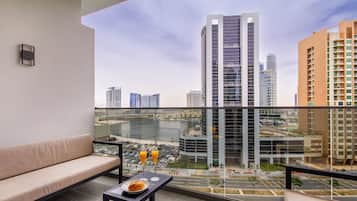 Luksus-lejlighed - 1 queensize-seng | Søudsigt