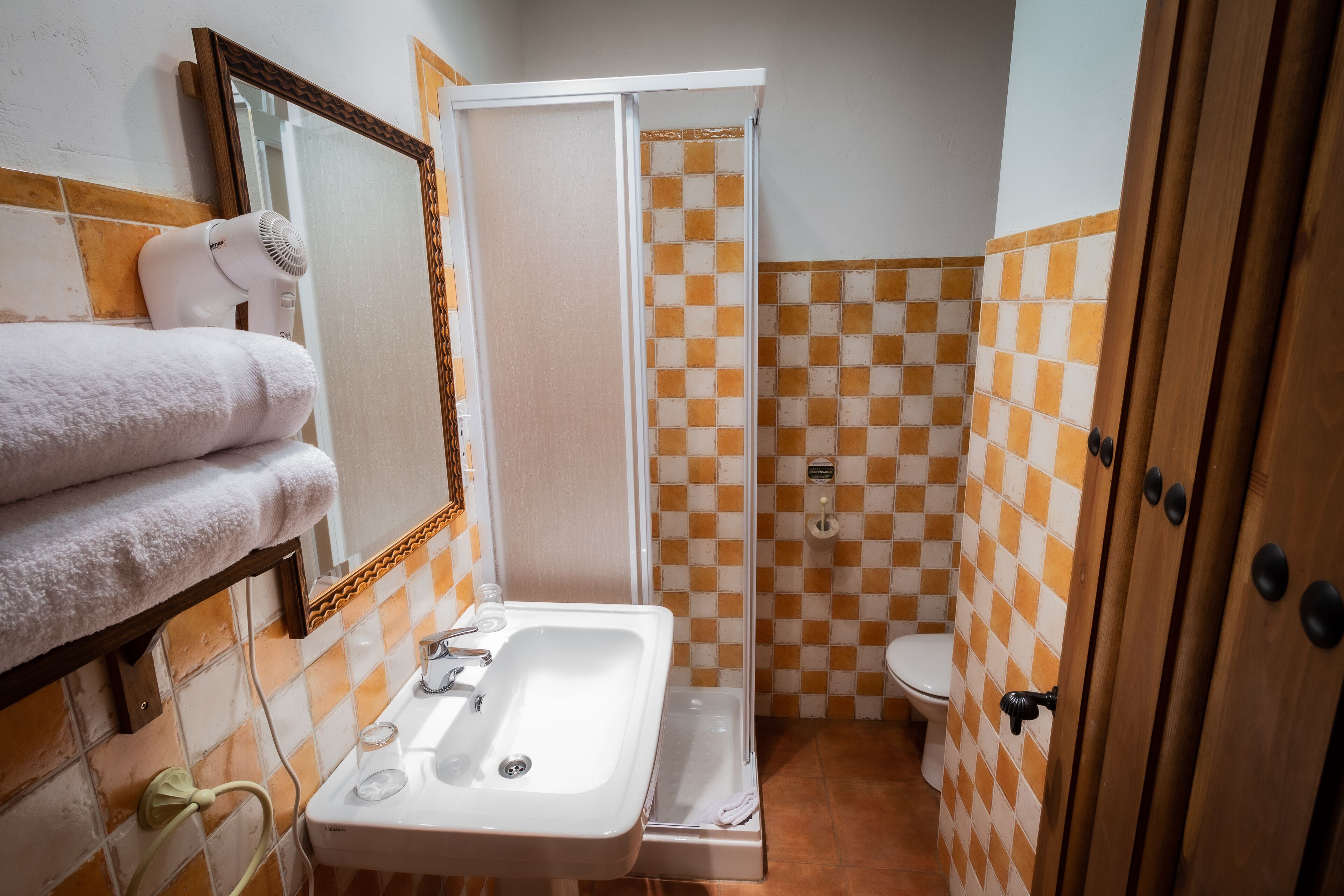 double or twin room | bathroom | designer toiletries, hair dryer, heated floors, towels