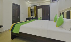 Standard-Doppelzimmer | Schreibtisch, Bügeleisen/Bügelbrett, kostenloses WLAN, Bettwäsche